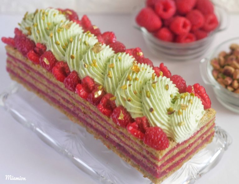 Gâteau pistache framboises